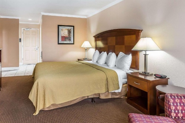 Quality Inn near Hearst Castle image 11