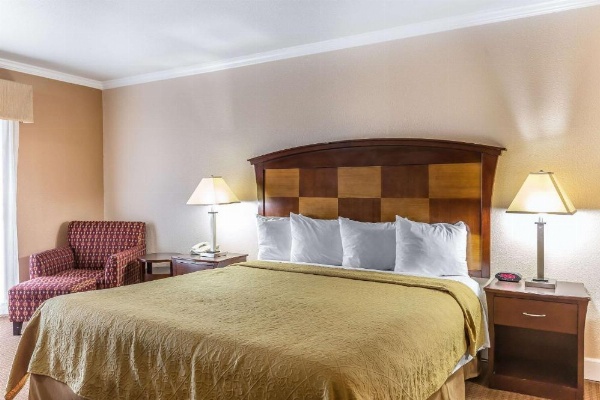 Quality Inn near Hearst Castle image 16