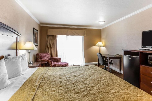 Quality Inn near Hearst Castle image 9